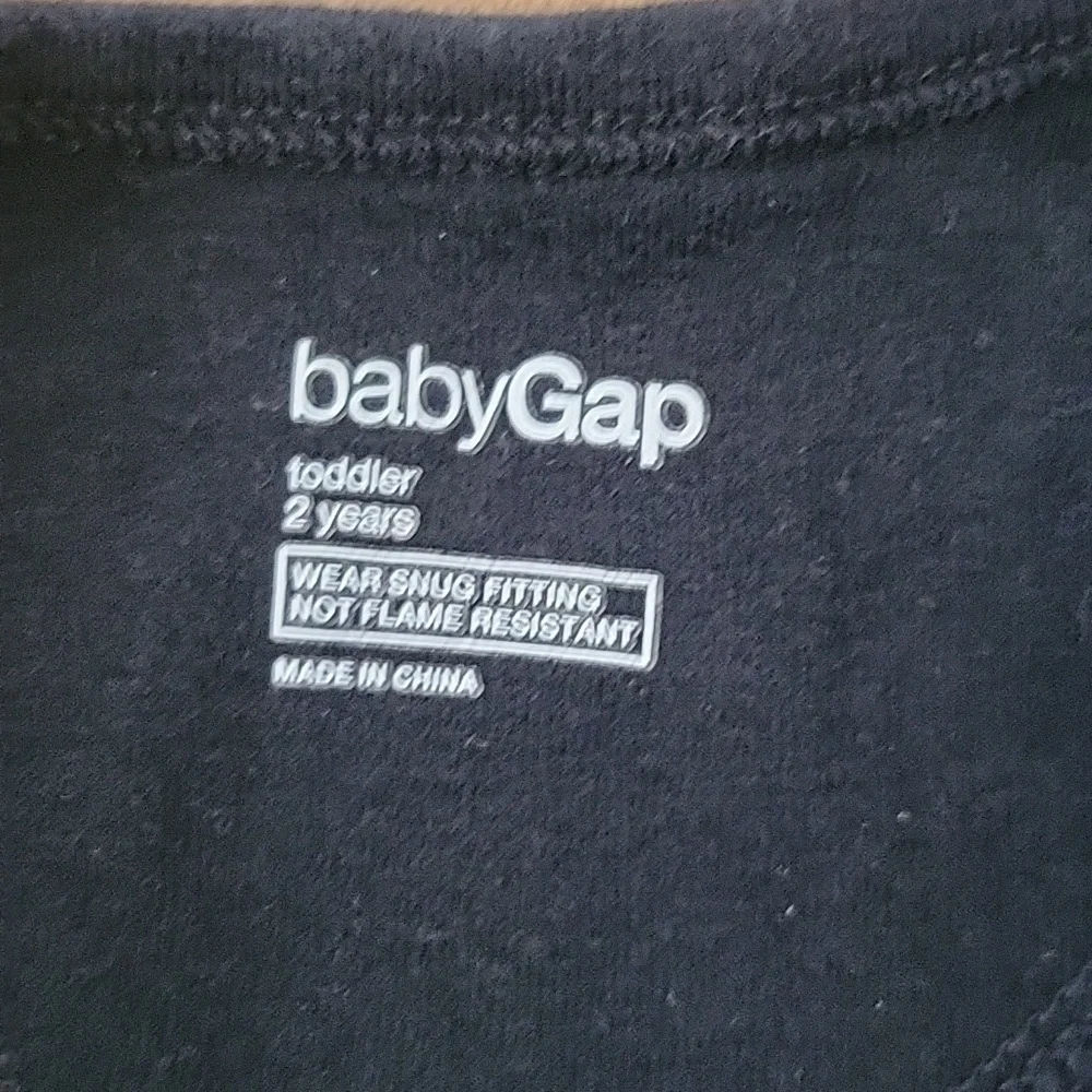 Gap Long Sleeve Footie Pajamas One Piece Skeleton‎ Costume Glow in the Dark 2T